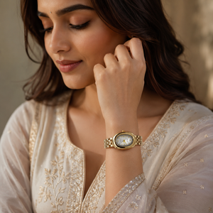 Watches Gold-Tone Round Dial Panther Link Bracelet Watch for Women