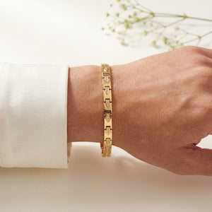 Men's Gold Plated Stainless Steel Slim Arrow-Engraved Flat-Link Bracelet