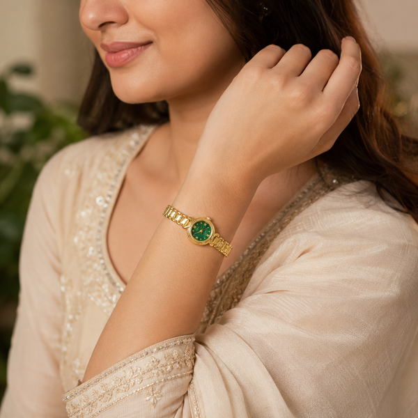 Watches Gold-Tone Round Green Dial Minimal Bracelet Watch for Women