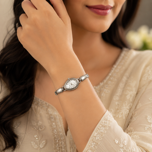 Watches Silver-Tone Teardrop Dial Chain Bracelet Watch for Women