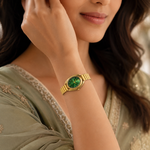 Watches Gold-Tone Oval Green Dial Classic Stretch Bracelet Watch for Women