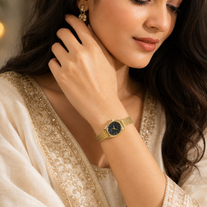 Watches Gold-Tone Barrel Black Dial Mesh Bracelet Watch for Women
