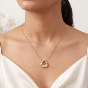 Gold Interlocking Loop Infinity Pendant Chain Anti-Tarnish Necklace